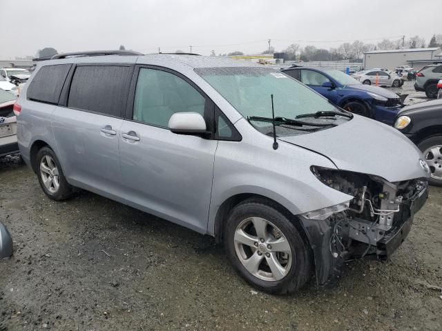 2011 Toyota Sienna LE