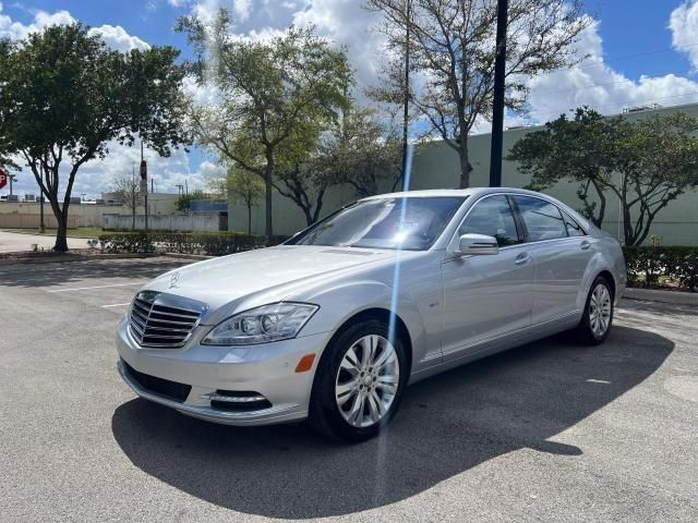 2010 Mercedes-Benz S 400