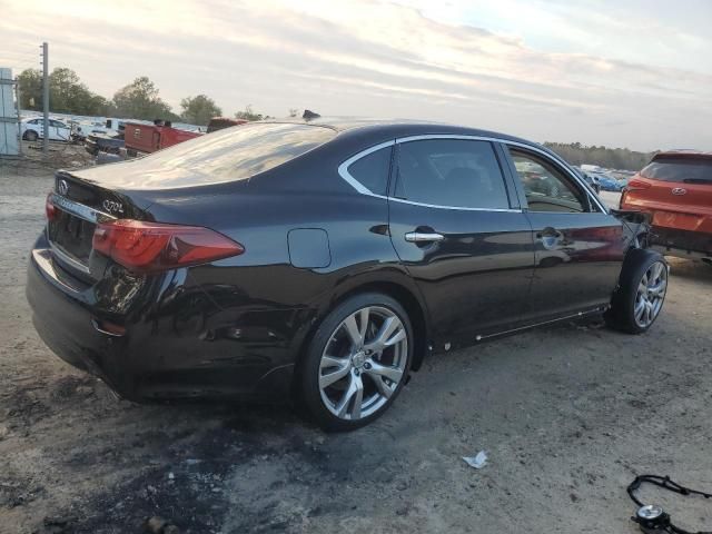 2017 Infiniti Q70 3.7