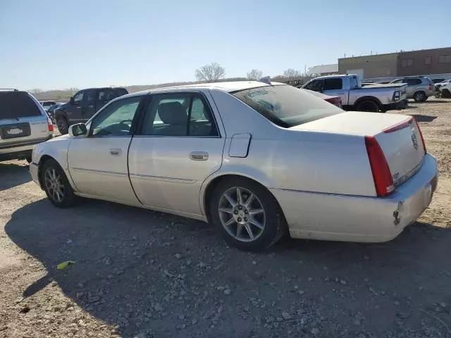 2010 Cadillac DTS Luxury Collection