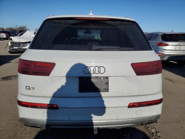 2019 Audi Q7 Premium