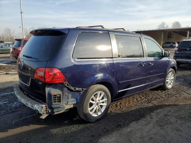 2012 Volkswagen Routan SE