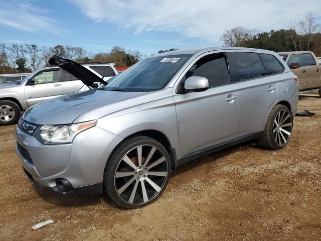 2014 Mitsubishi Outlander ES