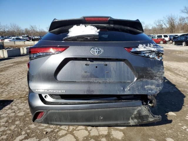 2021 Toyota Highlander XLE