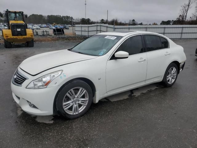 2015 Infiniti Q40