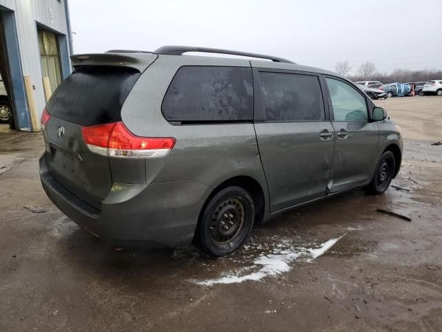 2011 Toyota Sienna LE