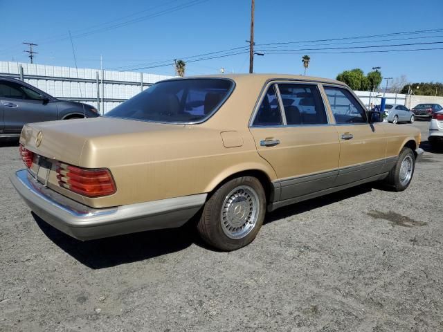 1987 Mercedes-Benz 560 SEL