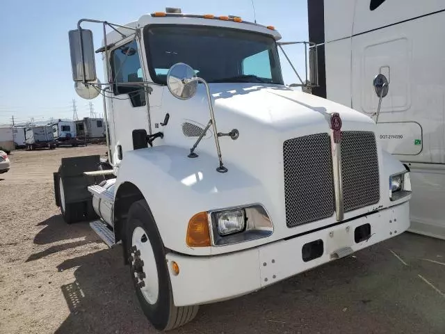 2007 Kenworth Construction T300