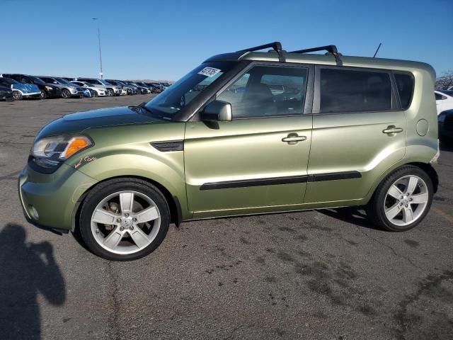 2011 KIA Soul +