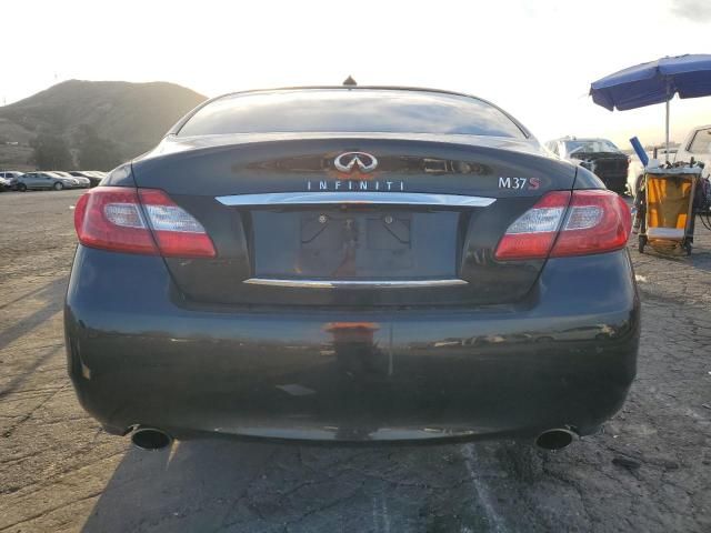 2012 Infiniti M37