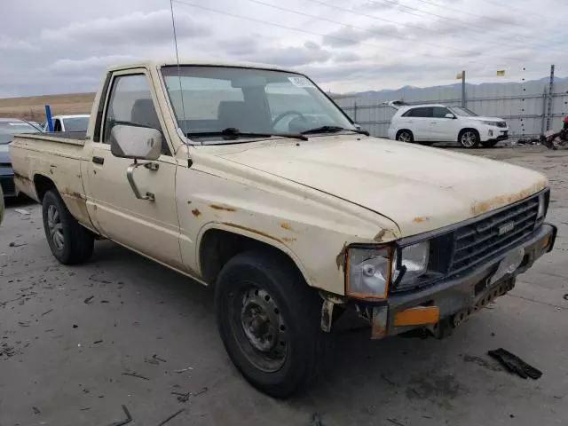 1985 Toyota Pickup 1/2 TON RN50