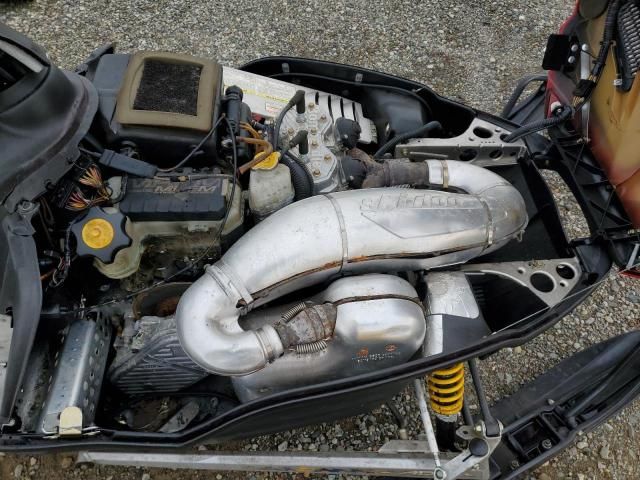 2002 Skidoo 2002 Skidoo Snowmobile