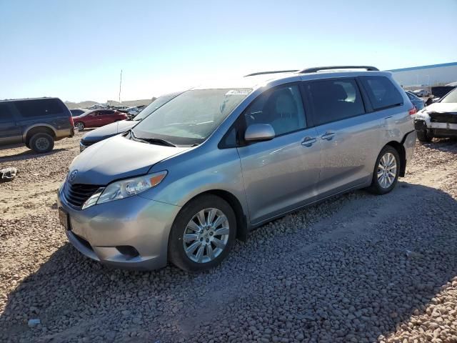 2011 Toyota Sienna LE