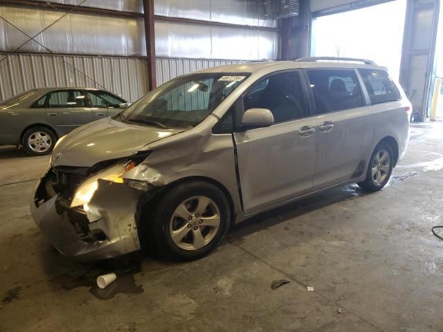 2012 Toyota Sienna LE