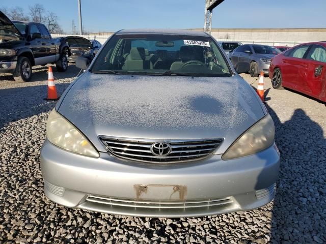 2005 Toyota Camry LE