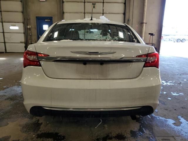 2013 Chrysler 200 LX