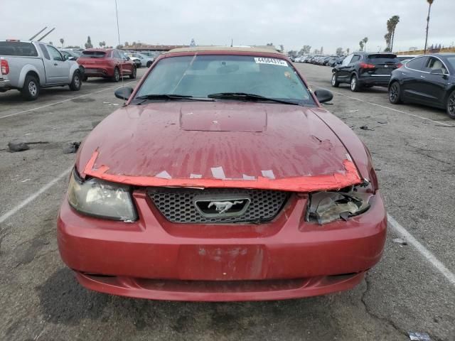 2004 Ford Mustang