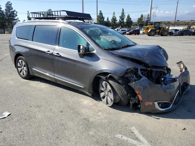 2018 Chrysler Pacifica Hybrid Limited