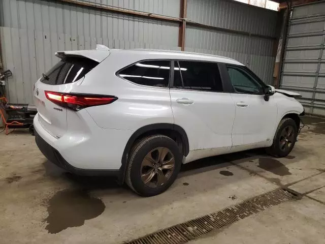 2023 Toyota Highlander Hybrid Bronze Edition