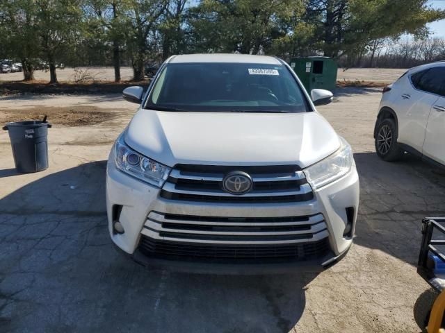 2017 Toyota Highlander LE