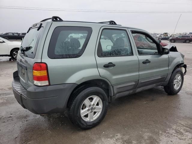 2005 Ford Escape XLS