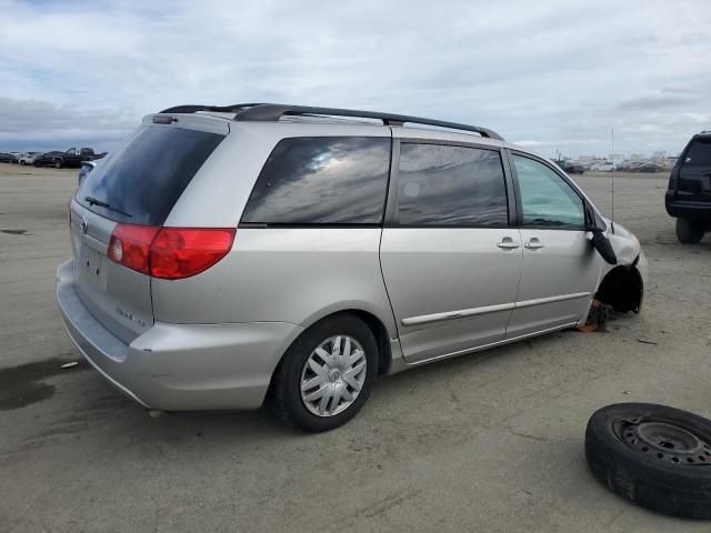 2007 Toyota Sienna CE