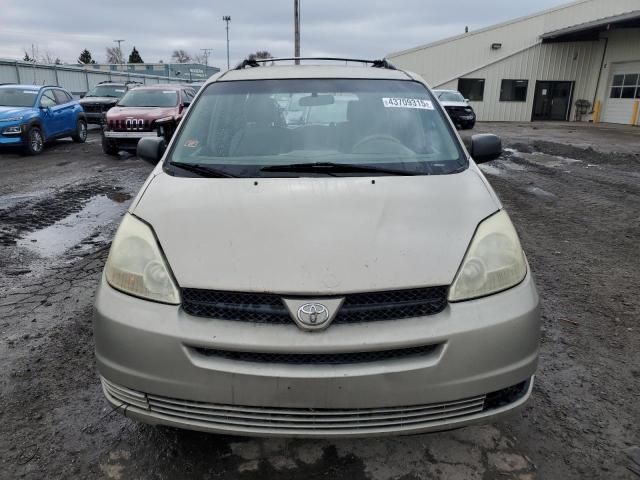 2005 Toyota Sienna CE