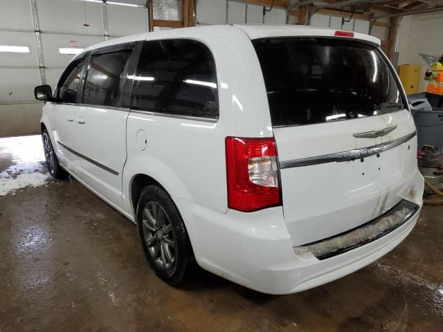 2015 Chrysler Town & Country S