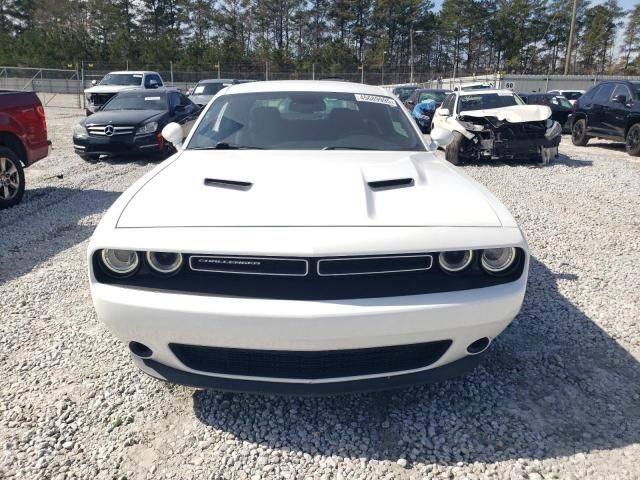 2017 Dodge Challenger SXT