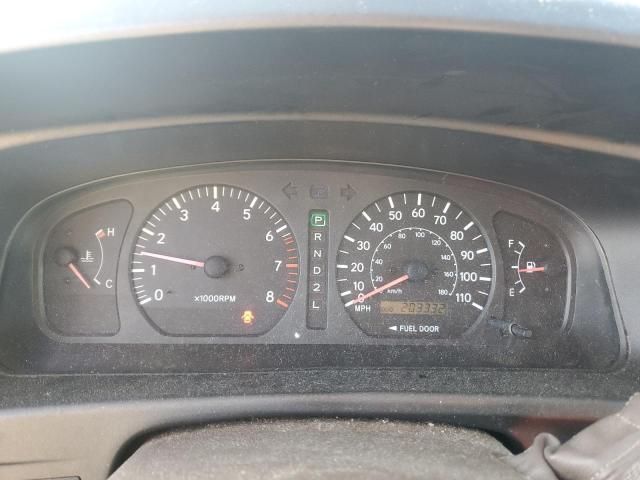 2000 Toyota Sienna LE