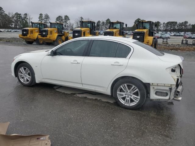 2015 Infiniti Q40