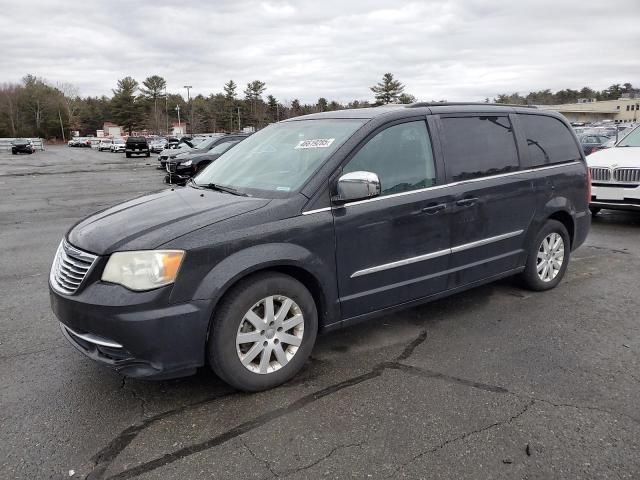 2012 Chrysler Town & Country Touring L