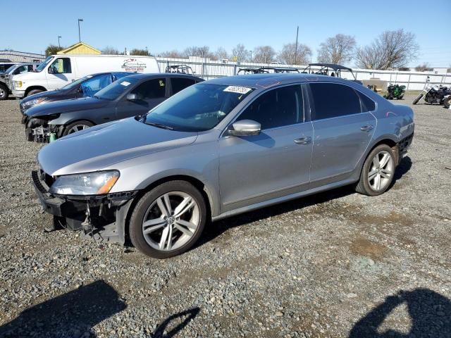 2013 Volkswagen Passat SEL