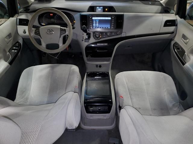 2012 Toyota Sienna LE