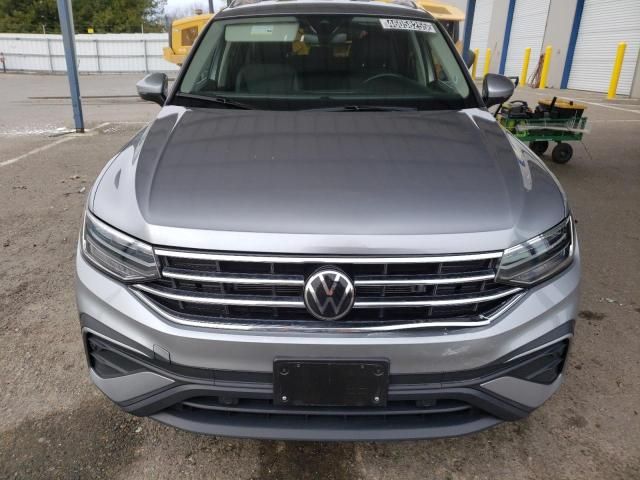 2024 Volkswagen Tiguan SE