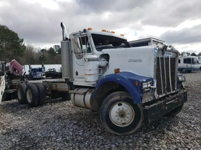 1984 Kenworth Construction W900