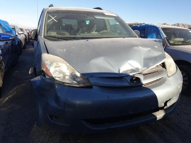 2006 Toyota Sienna CE