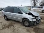 2001 Chrysler Town & Country LX