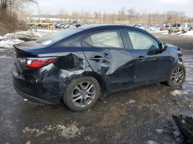 2019 Toyota Yaris L