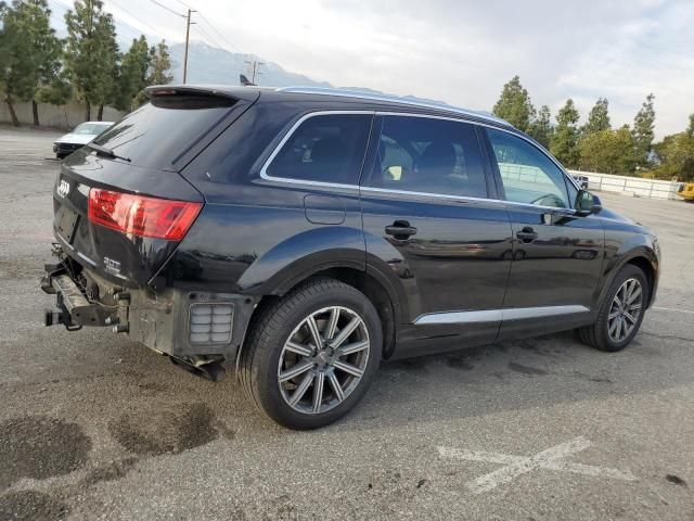 2017 Audi Q7 Premium Plus