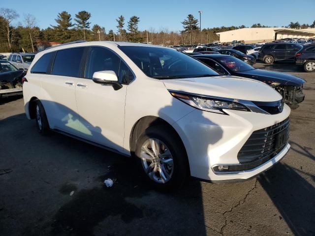 2025 Toyota Sienna Limited