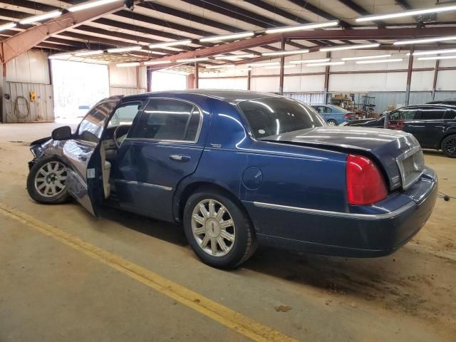 2007 Lincoln Town Car Signature Limited