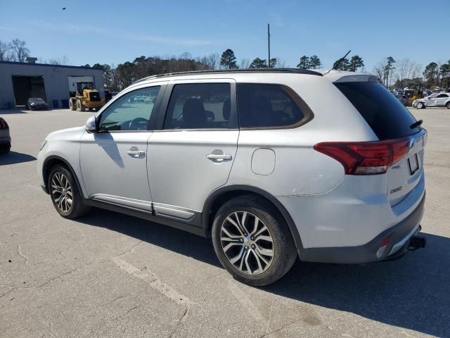 2016 Mitsubishi Outlander SE