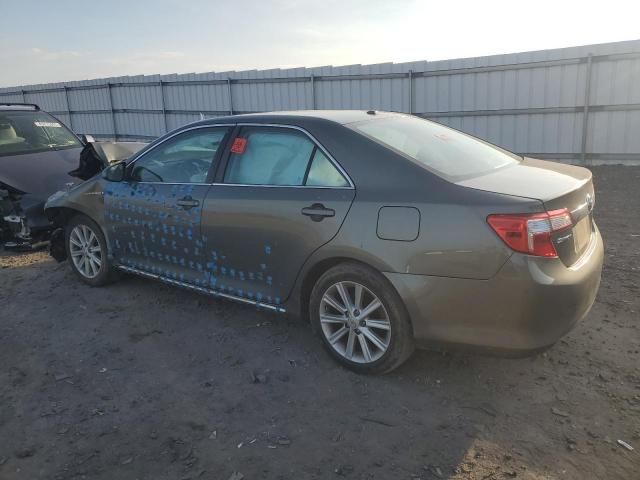 2014 Toyota Camry Hybrid