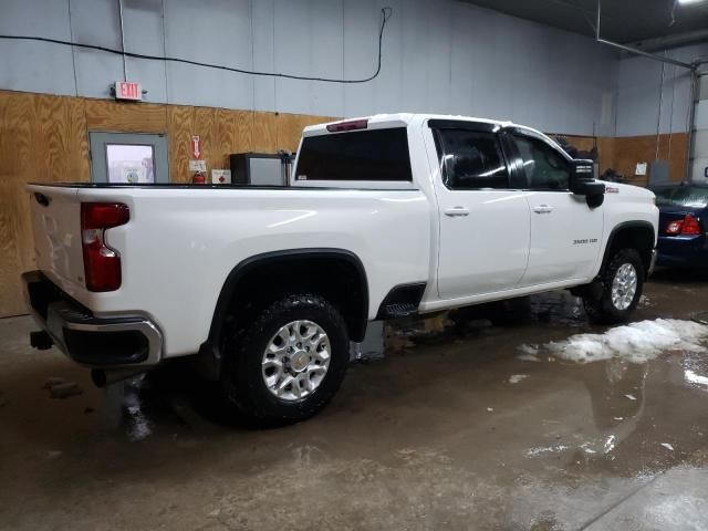 2022 Chevrolet Silverado K3500 LT