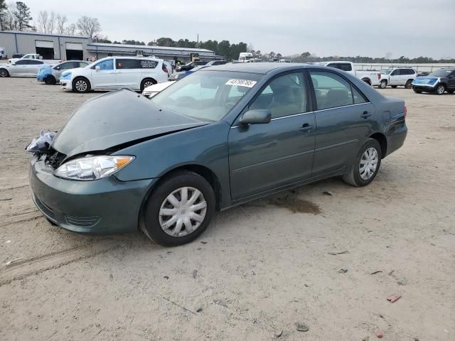 2005 Toyota Camry LE