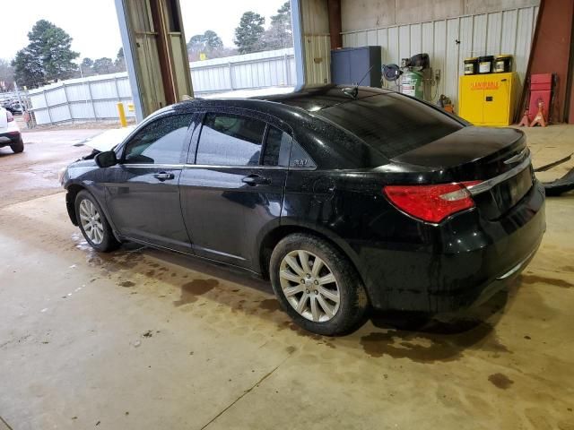 2013 Chrysler 200 Touring