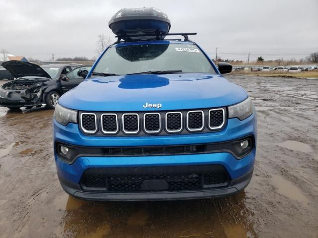 2023 Jeep Compass Latitude LUX