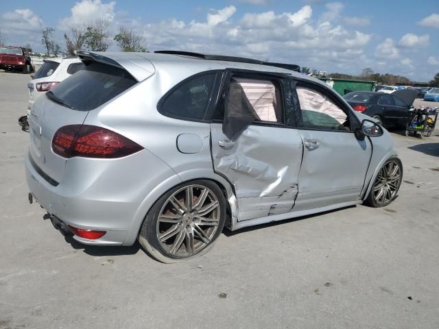 2013 Porsche Cayenne GTS