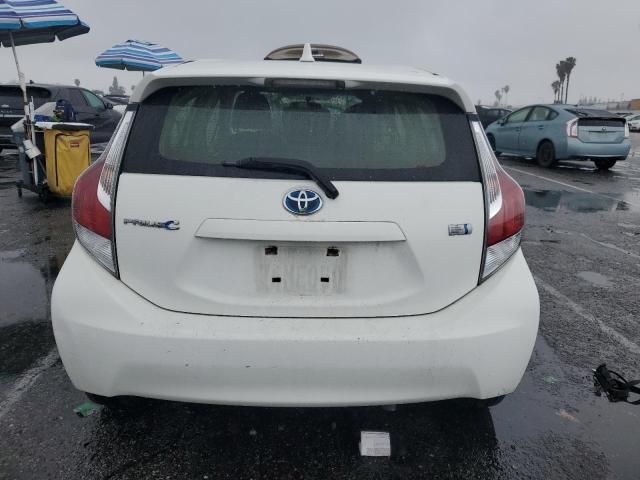 2016 Toyota Prius C